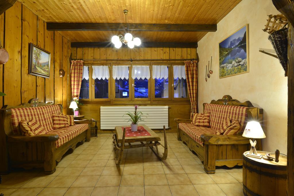 Hotel Le Ferraillon Abondance Extérieur photo